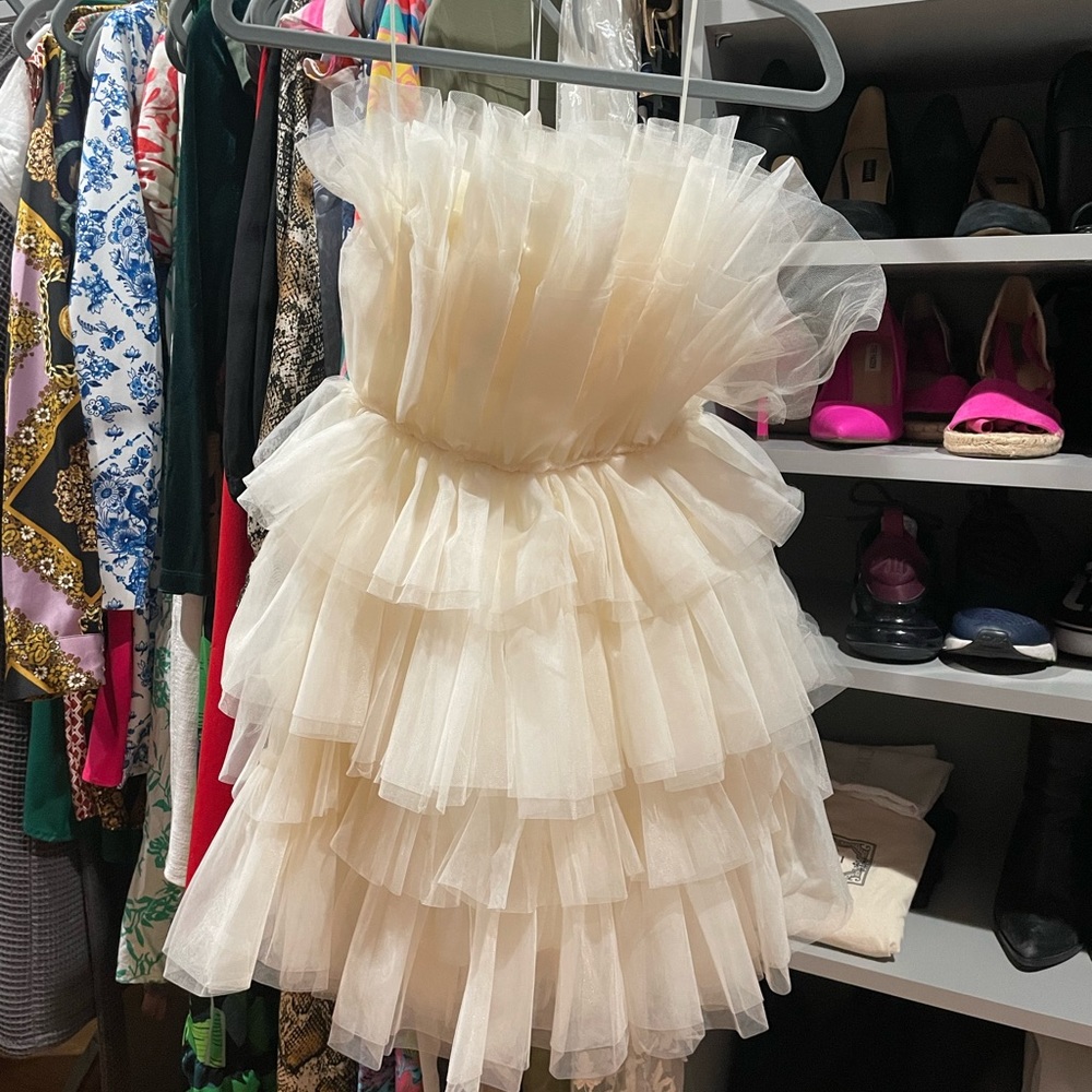 NWT VICI IVORY PUFF DRESS- XS